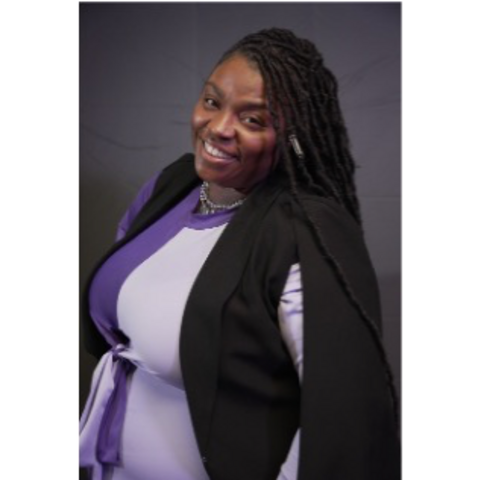 Monique Price Headshot