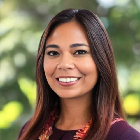 Lori Pampilo Harris Headshot